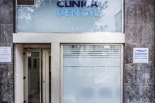 Contacto Clínica Dental Ursua Berrazueta